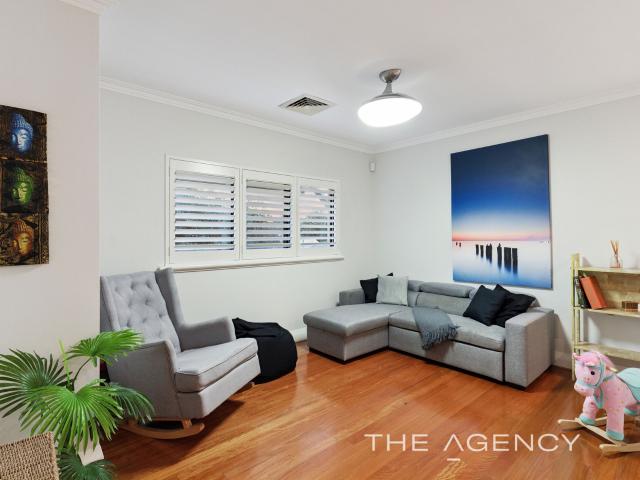 House for sale in Como, Western Australia