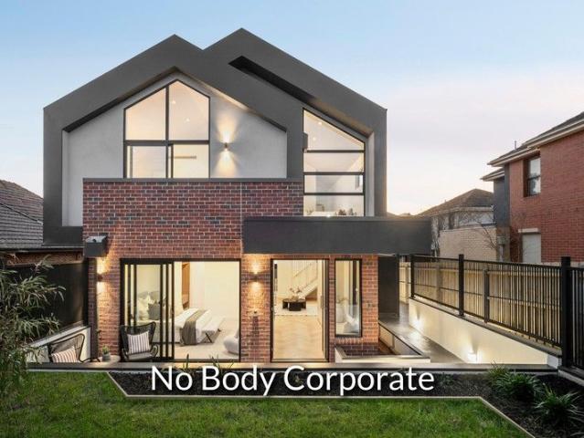Townhouse for sale in Camerons Creek, Victoria