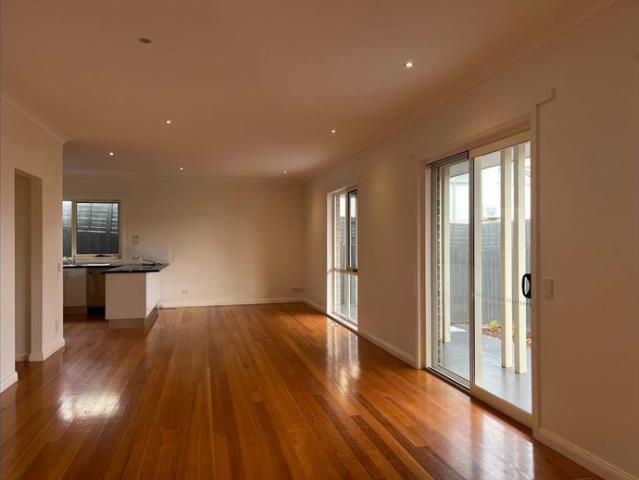 Townhouse for rent in Camerons Creek, Victoria