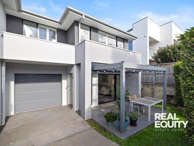 Duplex for sale in Sydney, New South Wales