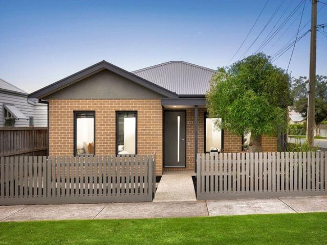 House for sale in South Geelong, Geelong