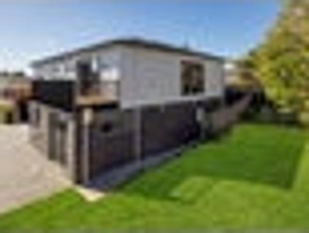 House for sale in Hillsborough, Oroua County