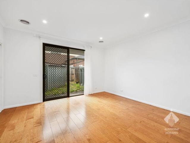 Townhouse for rent in Camerons Creek, Victoria