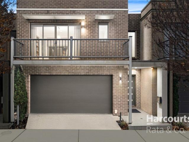 Townhouse for sale in Camerons Creek, Victoria