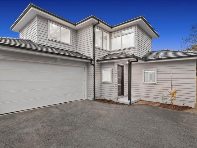 Townhouse for sale in Camerons Creek, Victoria