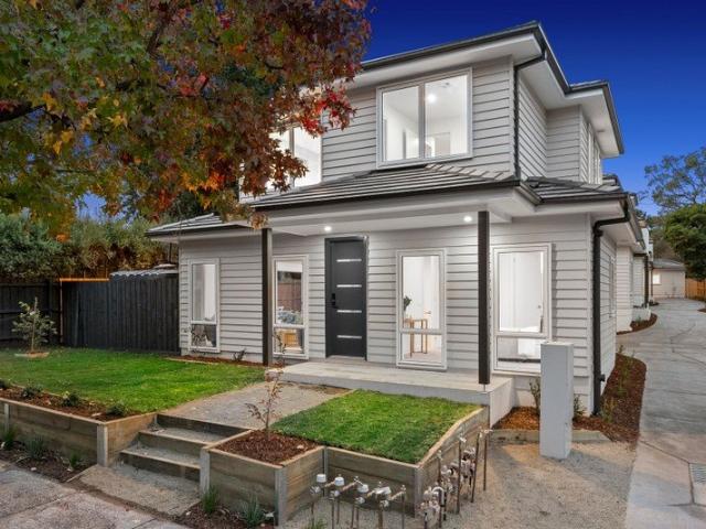 Townhouse for sale in Camerons Creek, Victoria