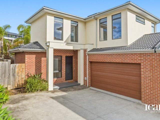 Townhouse for sale in Camerons Creek, Victoria