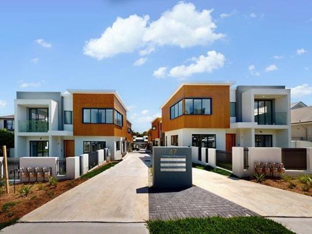 Townhouse for rent in Sutherland, New South Wales