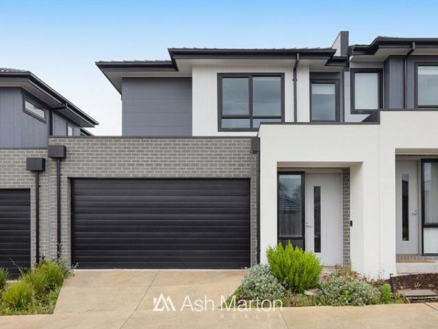Townhouse for rent in Camerons Creek, Victoria