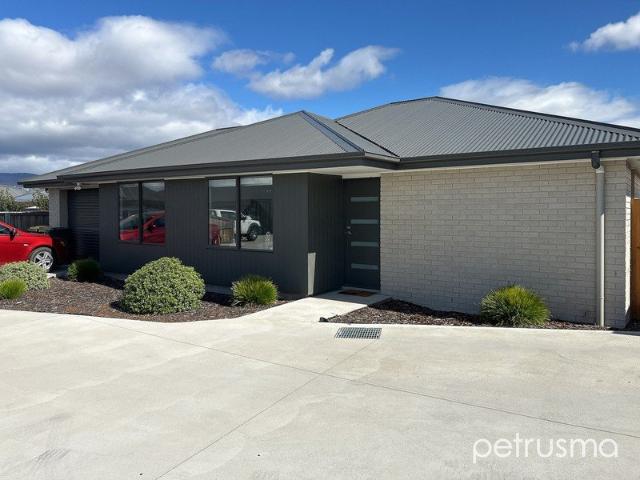 Apartment for rent in Brighton, Hobart