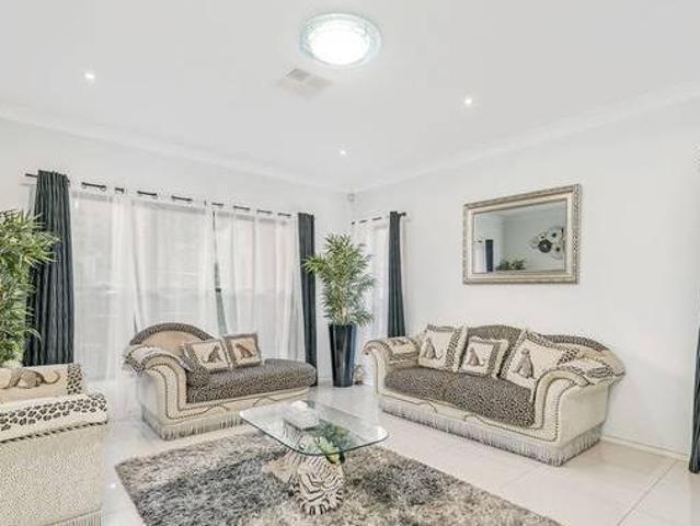 House for rent in Sydney, Council of the City of Sydney
