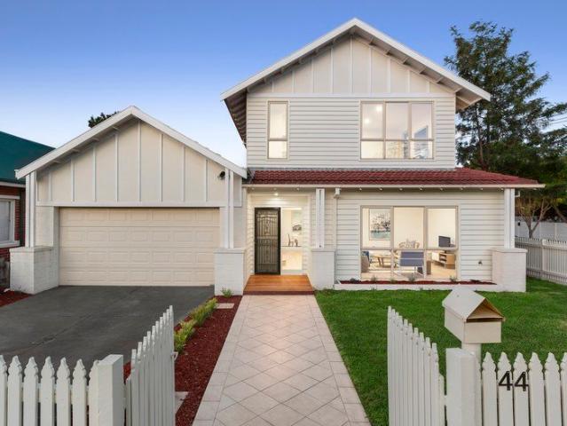 Townhouse for sale in Camerons Creek, Victoria