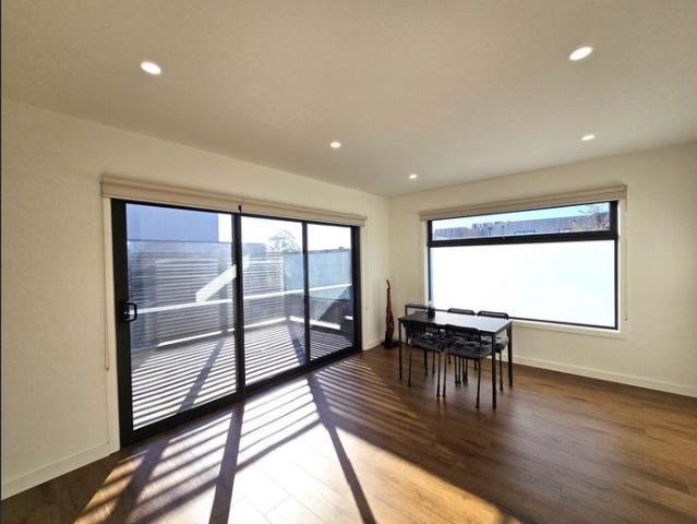 Townhouse for rent in Camerons Creek, Victoria