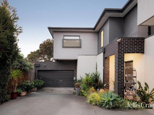 Townhouse for sale in Camerons Creek, Victoria