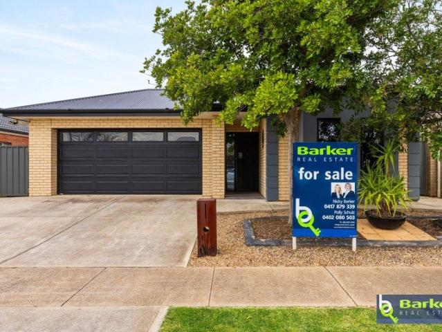 House for sale in Orleana Waters, Adelaide