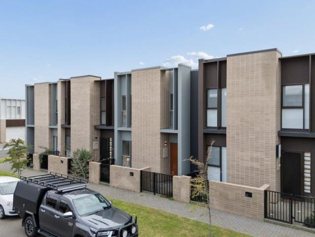 Townhouse for sale in Horseshoe Creek, South Australia