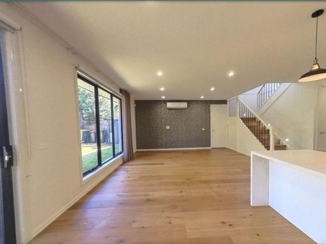 Townhouse for rent in Camerons Creek, Victoria