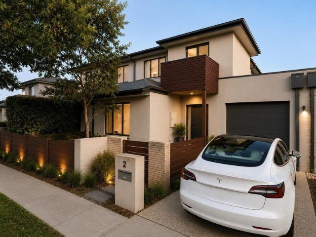 Townhouse for sale in Camerons Creek, Victoria