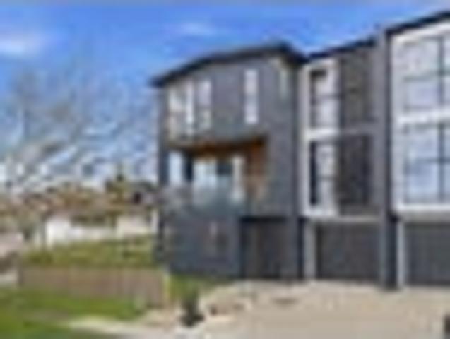 Townhouse for sale in Milford, Oroua County
