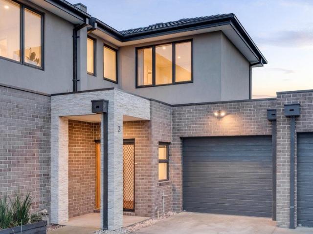 Townhouse for sale in Camerons Creek, Victoria
