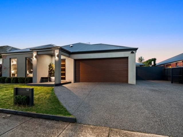 House for sale in Curlewis, Victoria