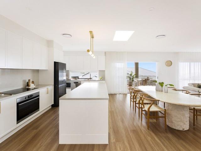 House for sale in Farmborough Heights, Wollongong City Council