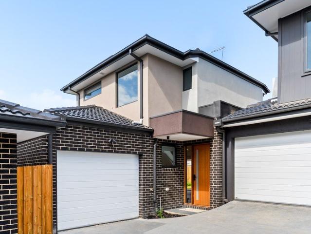 Townhouse for rent in Camerons Creek, Victoria