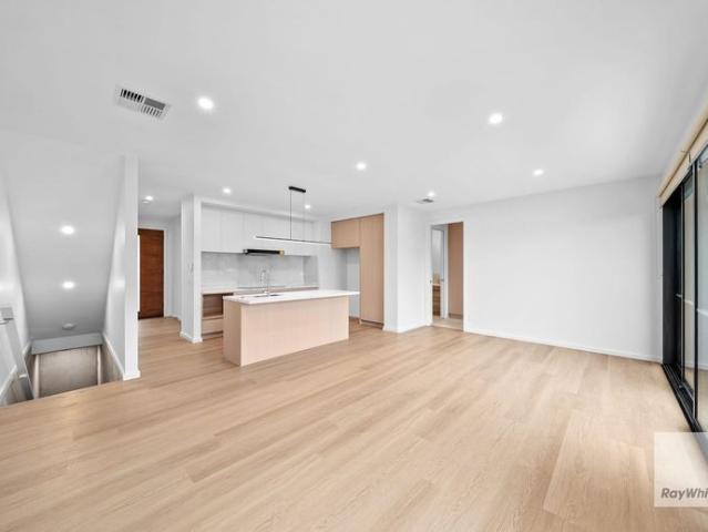 Townhouse for rent in Camerons Creek, Victoria