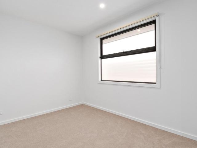 Townhouse for rent in Camerons Creek, Victoria