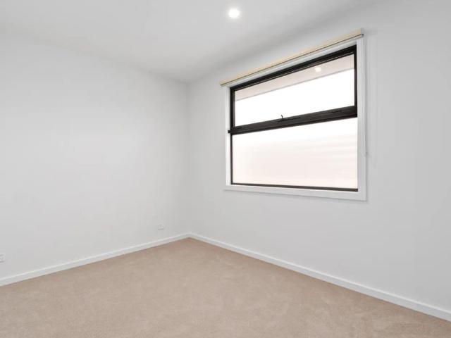 Townhouse for rent in Camerons Creek, Victoria
