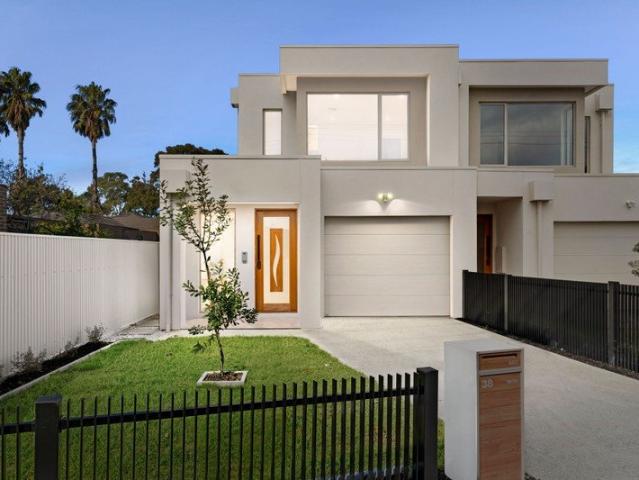 Townhouse for sale in Camerons Creek, Victoria