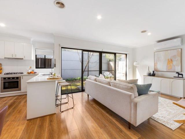 Townhouse for sale in Camerons Creek, Victoria