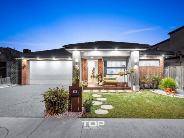 House for sale in Clyde North, Melbourne