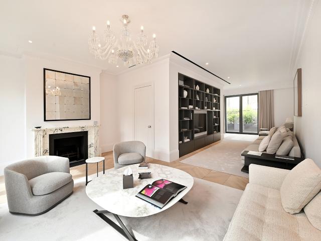 House for rent in Belgravia, Greater London