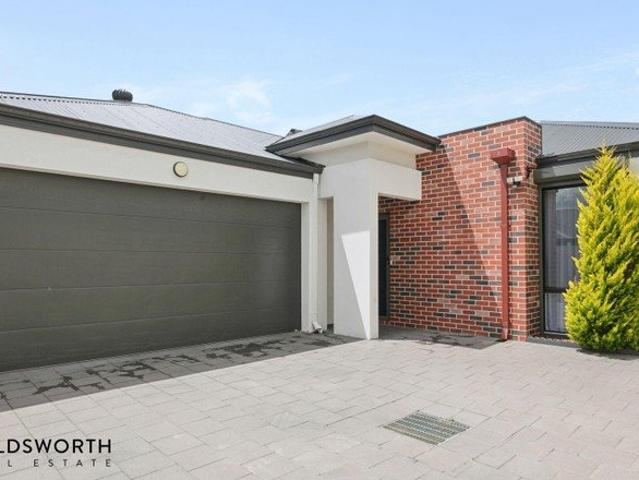 Villa for sale in Tuart Hill, City of Stirling