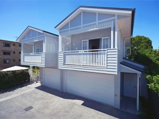 House for sale in Coorparoo, Greater Brisbane