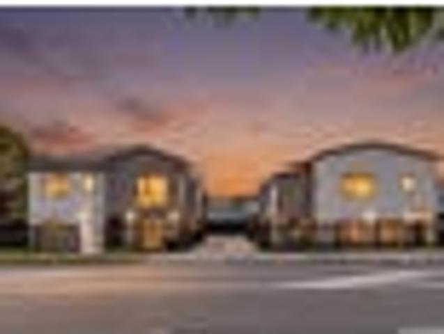 Townhouse for sale in Kelston, Oroua County