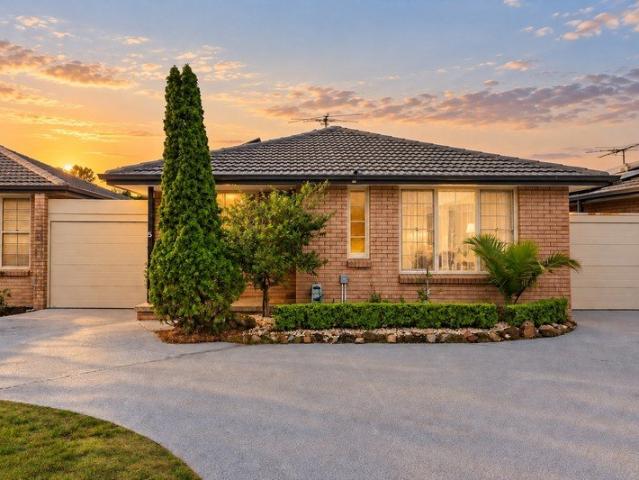 Villa for sale in Sydney, New South Wales