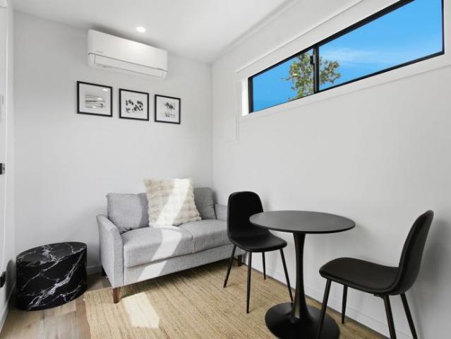Granny Flat for rent in Morwell, Victoria