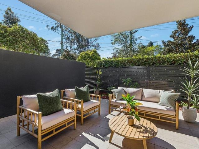Apartment for sale in Lower North Shore, Sydney