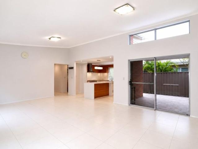 House for rent in Canning Vale, Western Australia