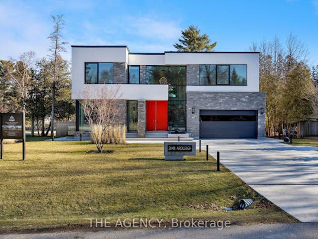 House for sale in Oakville, Ontario