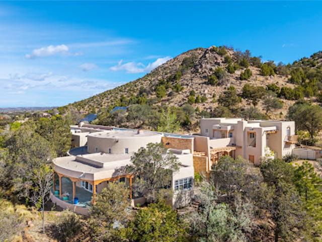 House for sale in Santa Fe, New Mexico