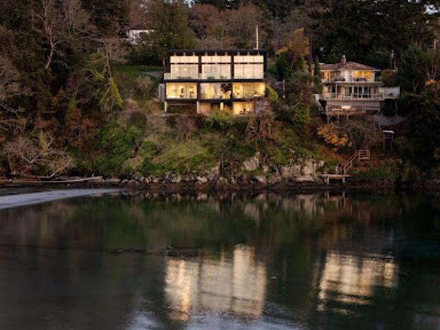 House for sale in Saanich, British Columbia