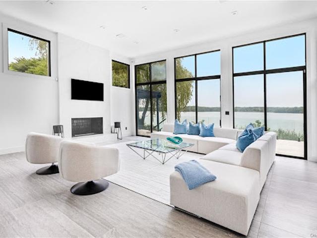 House for sale in Water Mill, Town of Southampton