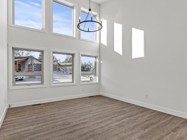 House for sale in Lake Windermere, British Columbia