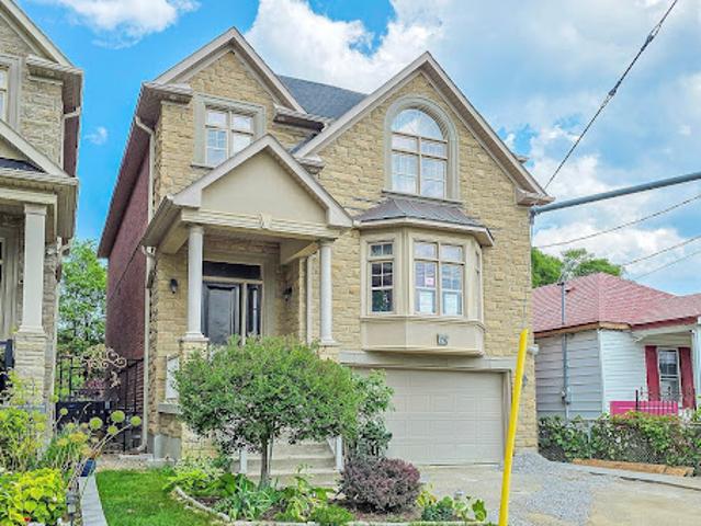 House for rent in Toronto