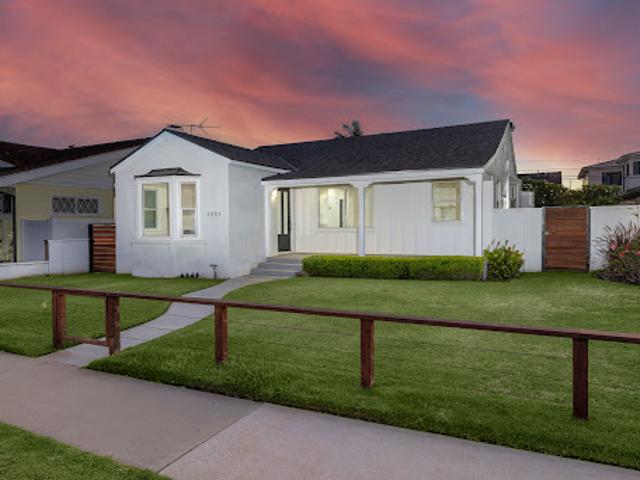 House for sale in Huntington Beach, California