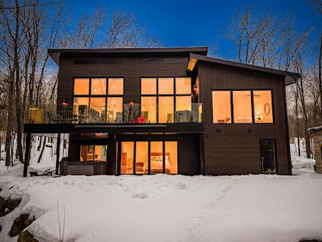 House for sale in Memphrémagog, Quebec
