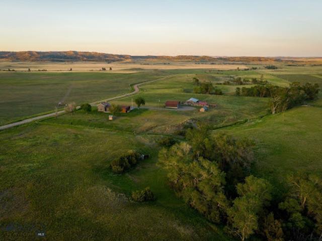 House for sale in Reed Point, Montana